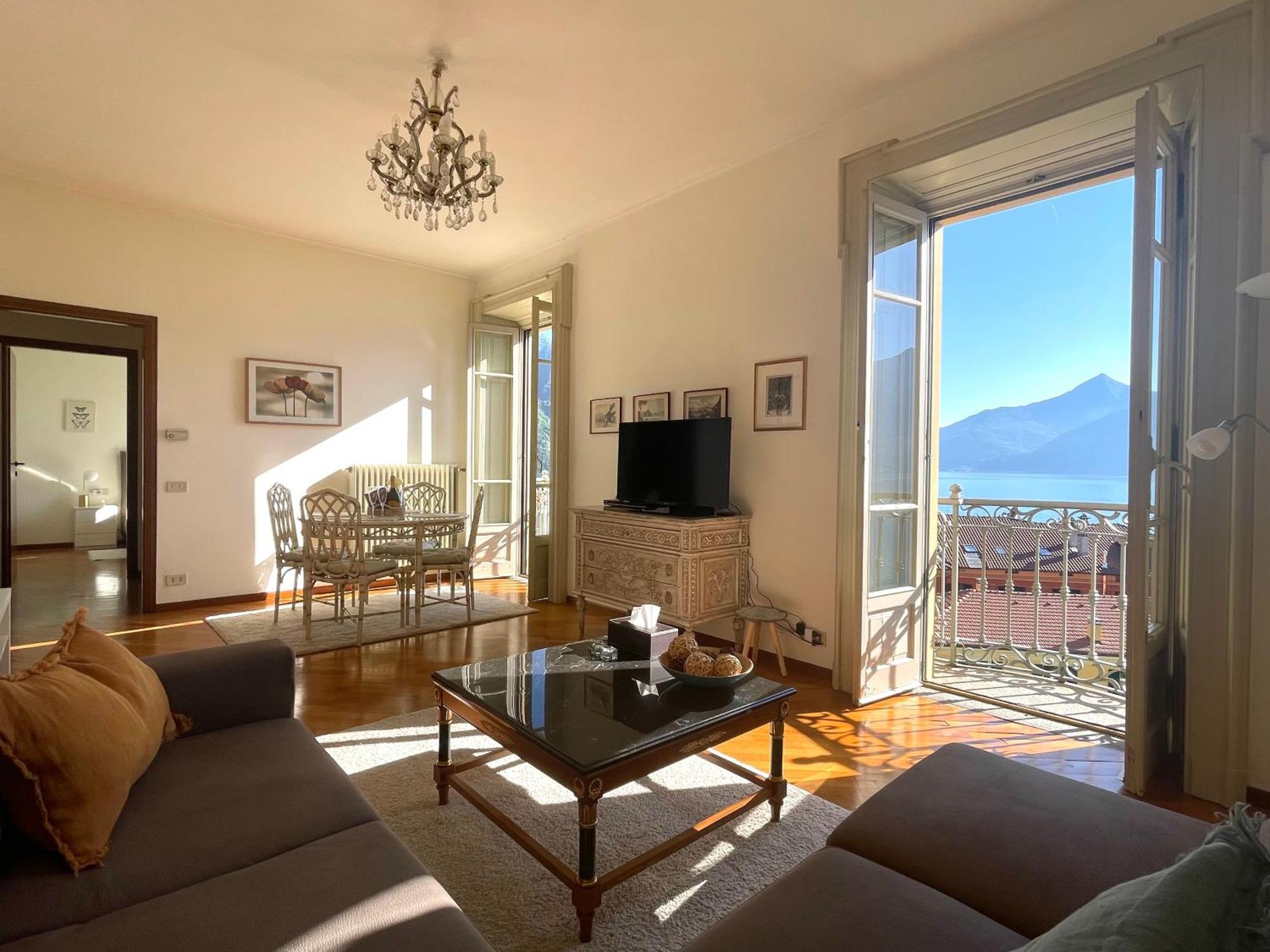 Residenza Victoria Apartment เมนาจโจ ภายนอก รูปภาพ